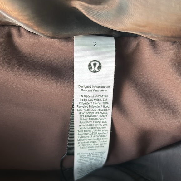 Wunder Puff Cropped Vest - Picture 9 of 13